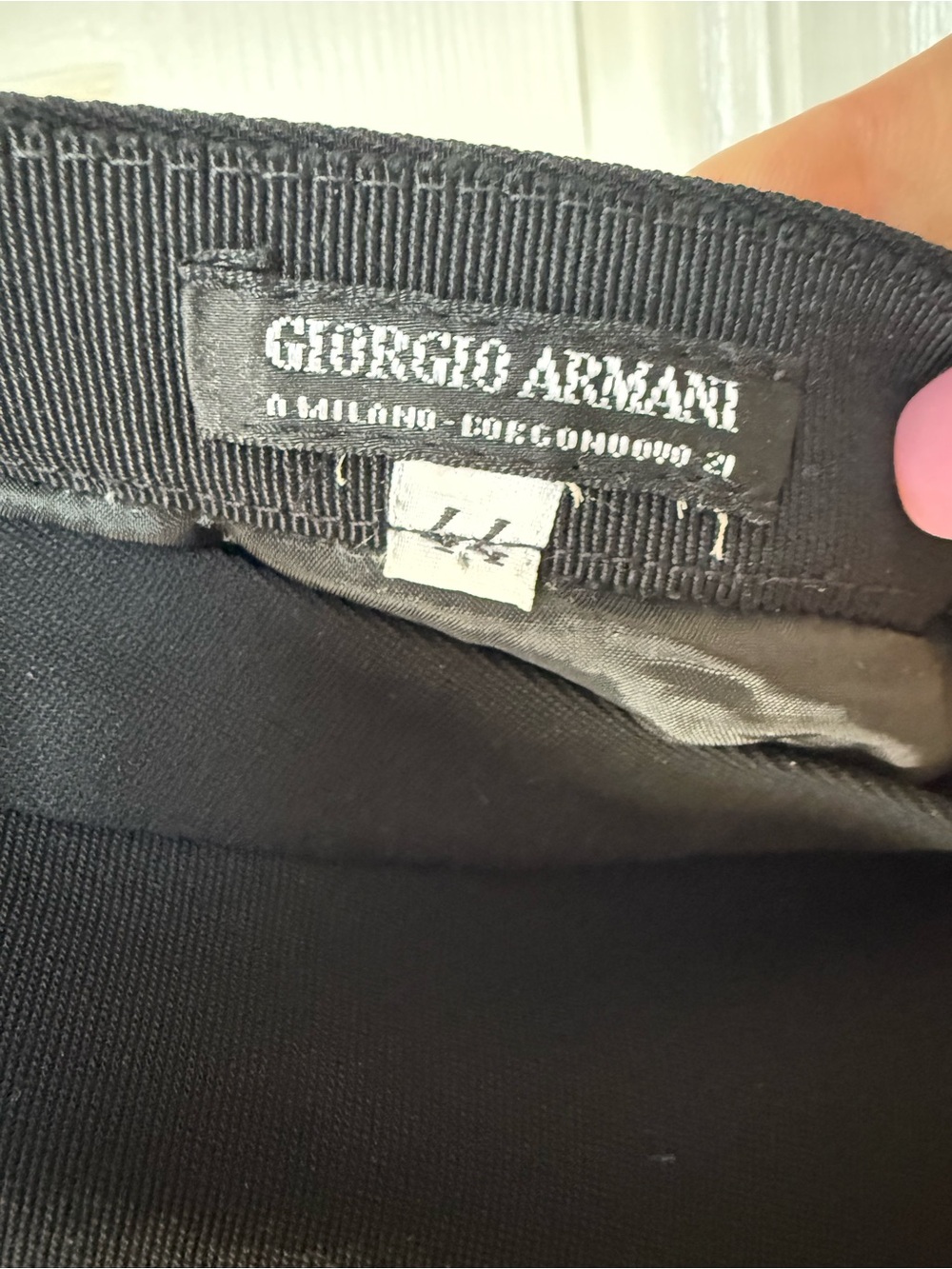 Giorgio Armani Black Fitted Skirt Italian 44 US 8 - Picture 2 of 11